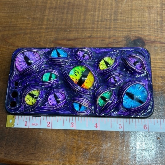 iPhone 8 Plus custom handmade phone case 3D dragon eyes in purple silicone - Picture 9 of 10